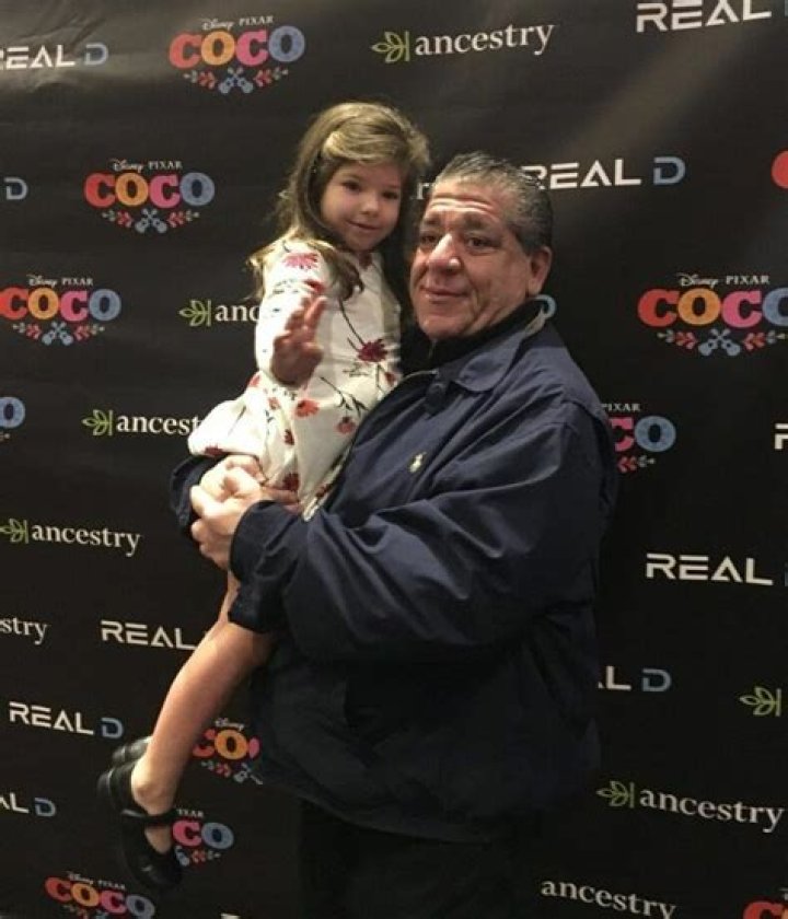 Terrie Diaz Net Worth 2020, Bio, Life The Frisky