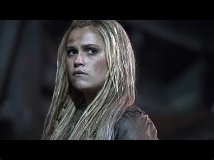 The 100 Eliza Taylor Talks Clarke's Fate and Introducing 'Sociopathic