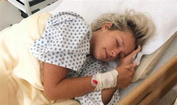 The Bachelor Daisy Kent Lyme Disease Is She Deaf? Health
