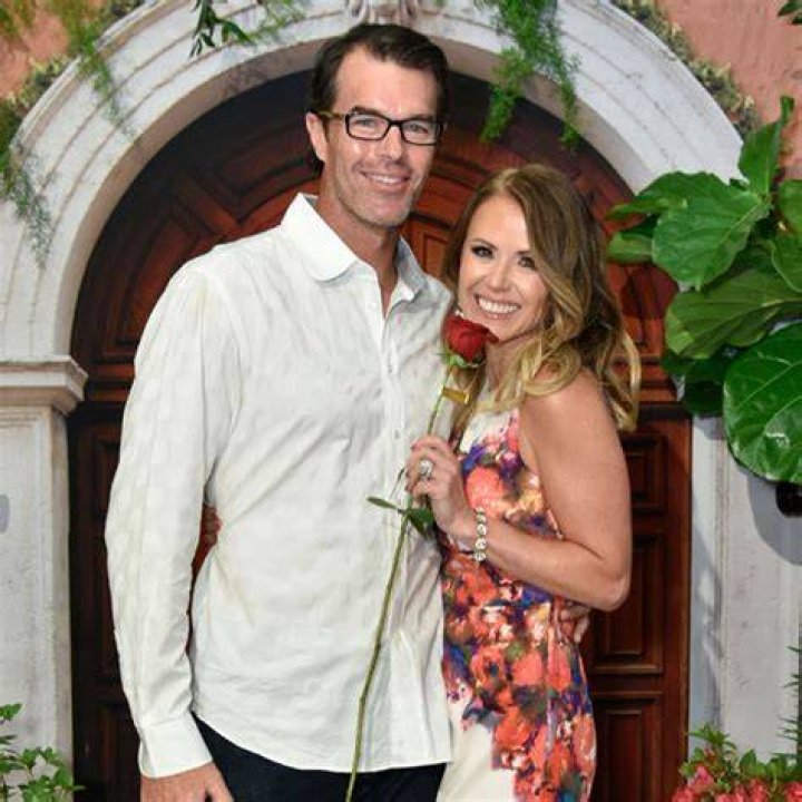 The Bachelorette Ryan Sutter Still Can't Watch Wife Trista's Season
