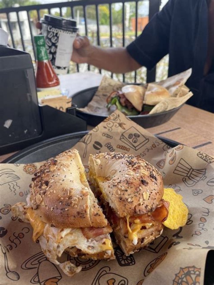 The Bagel Caf&eacute; 67 Photos & 139 Reviews Bagels 631 S Mason Rd