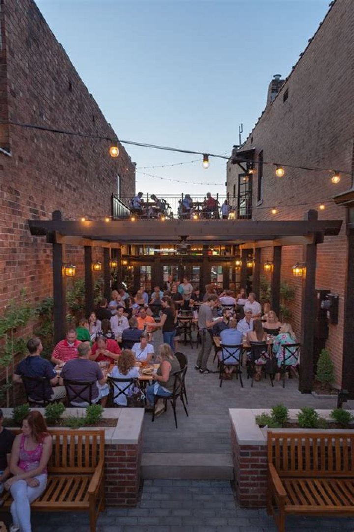 The Frisco Barroom opens in Webster Groves' Old Orchard district