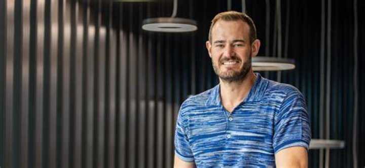 The Points Guy, Brian Kelly, reveals 5 tips so YOU can fly for FREE
