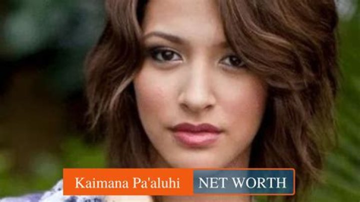 The professional model, Kaimana Pa'aluhi Exwife of Max Holloway; Why