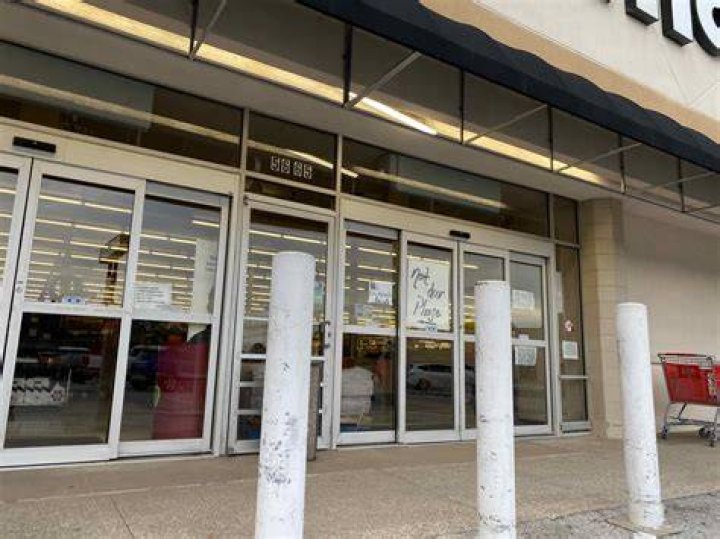 The recently renovated Maplewood Mall in Germantown. Photo Sam Newhouse