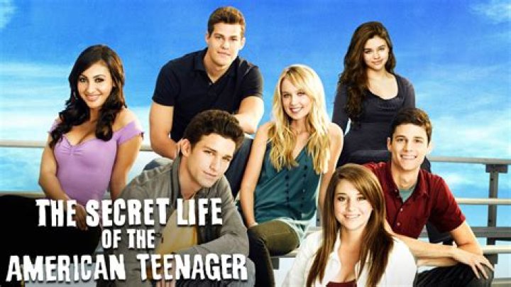 The Secret Life of a Celebrity Surrogate (2020)