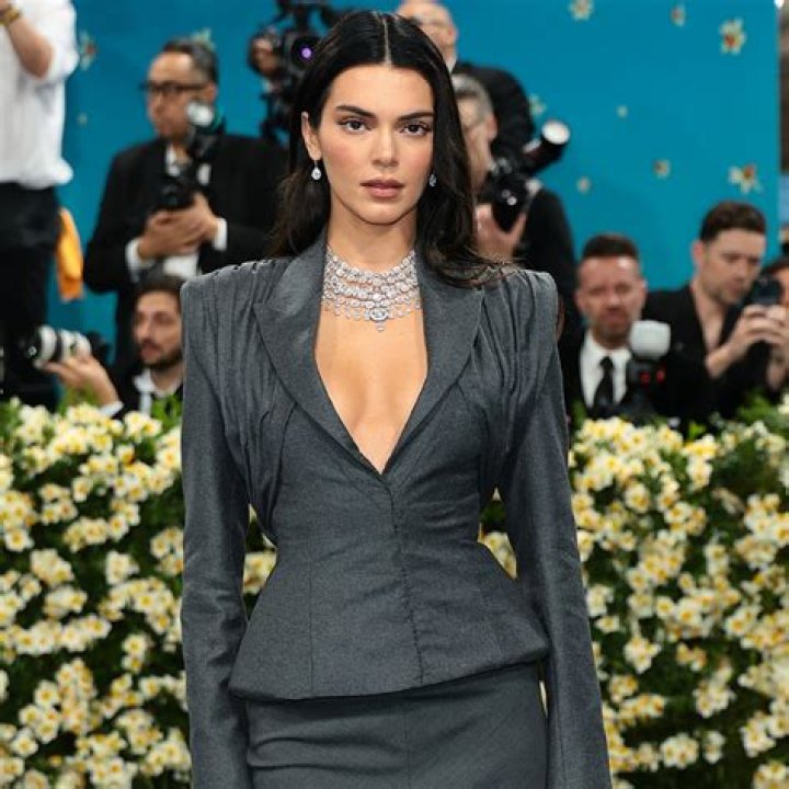 The Surprising Truth About Kendall Jenner's Weight: Unlocking Her Secrets