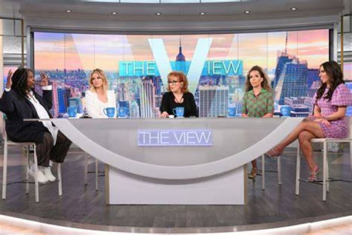 The View&rsquo;s Sarah Haines Addresses Divorce Rumors