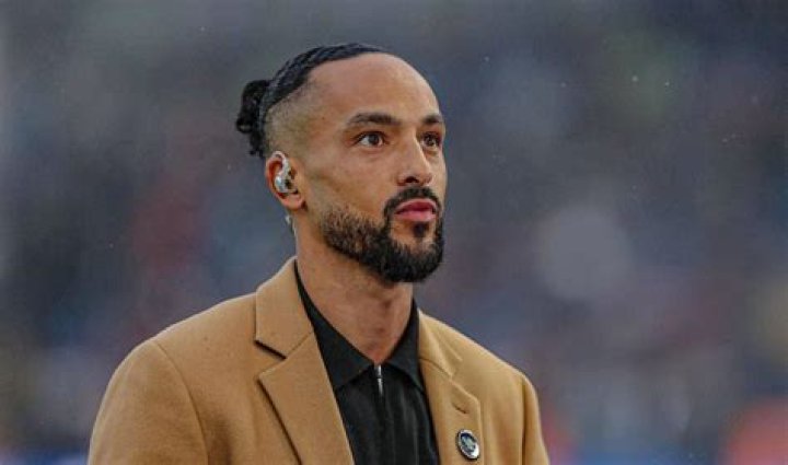 Theo Walcott is the latest to get the Chris Sutton treatment SportsJOE.ie