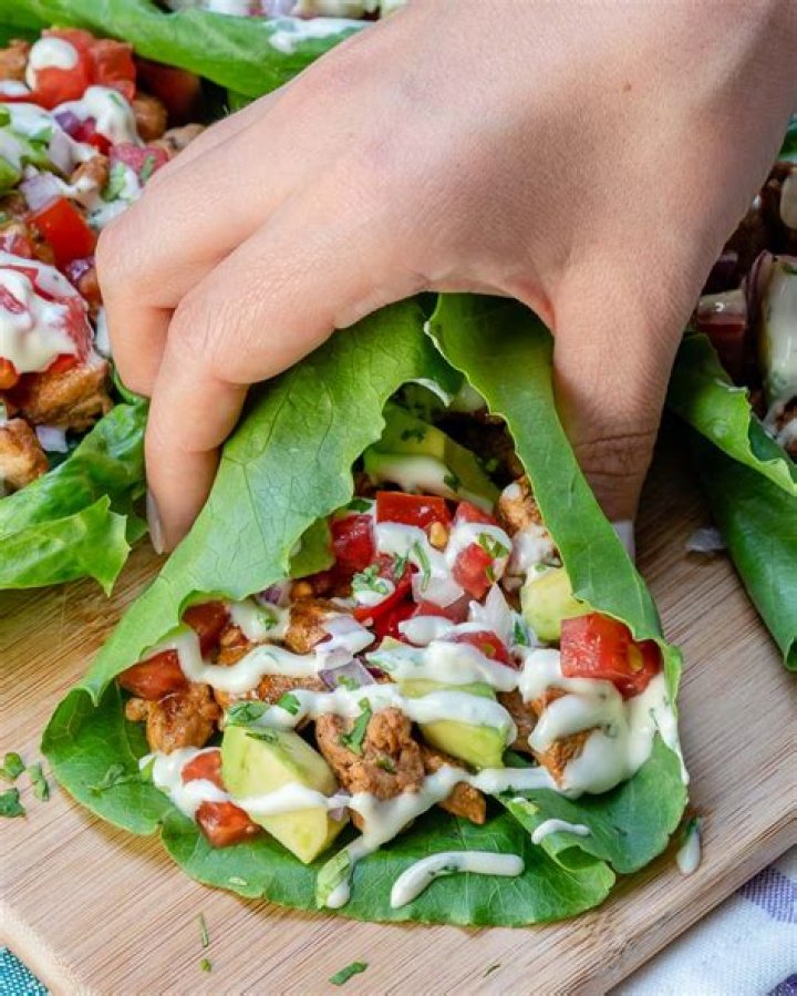 These Chipotle Chicken Lettuce Wraps + Cilantro Lime Sauce are