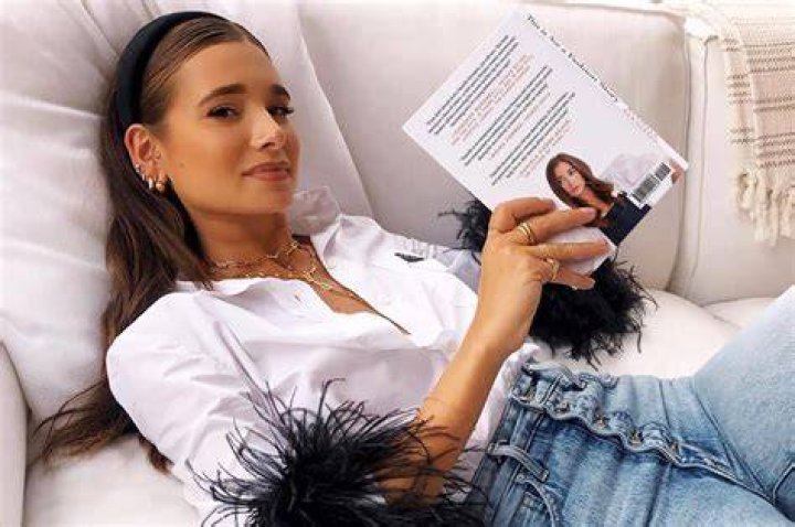 These mistakes made WeWoreWhat's Danielle Bernstein a success