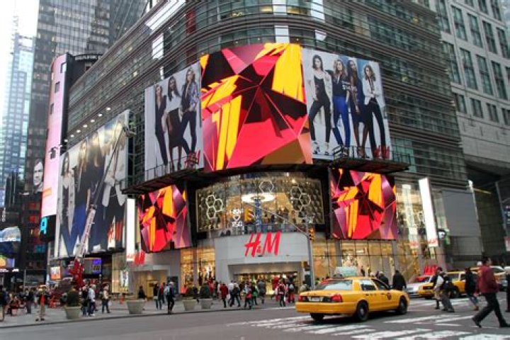 TIENDAS EN EL TIMES SQUARE