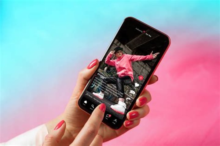 TikTok Now la nouvelle application de TikTok inspir&eacute;e de BeReal