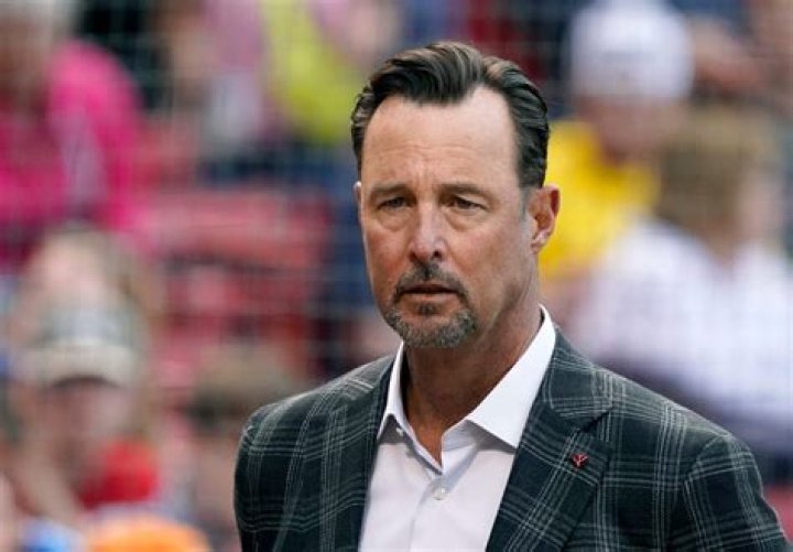 Tim Wakefield remembered by stunned players and coaches across baseball