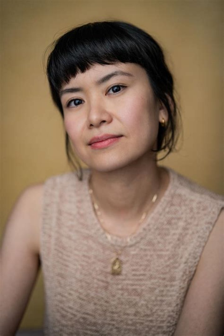 Tina Leung height is 5 feet 2 Tina Leung height is 5 feet 2
