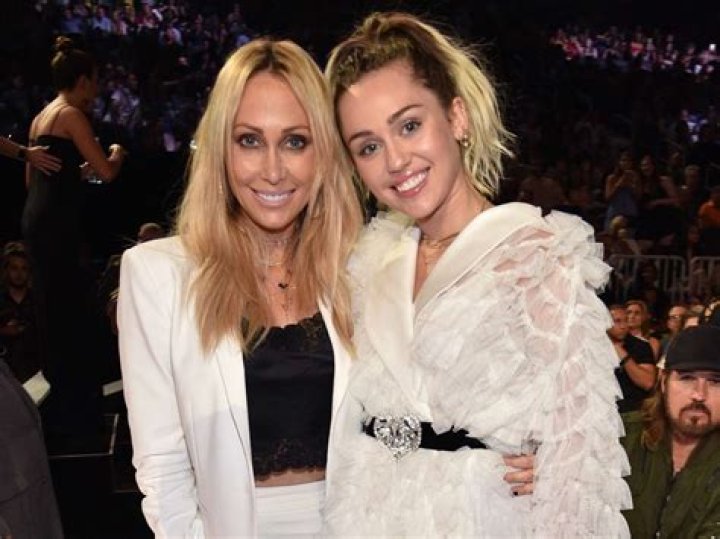 Tish Cyrus Called Daughter Miley Out In The Most 'Mom' Way Possible
