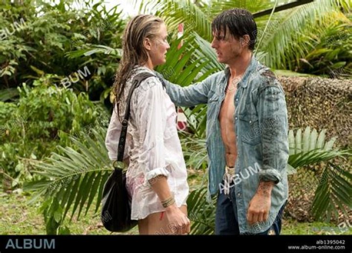 Tom Cruise & Cameron Diaz In London How Is He So Tall? (PHOTOS