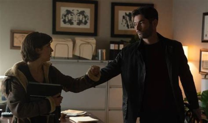 Tom Ellis is returning to 'Lucifer' The best celebratory memes Film
