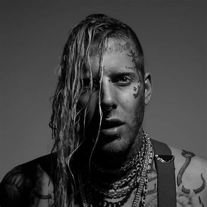 Tom MacDonald Opens Up About Addiction & Mental Health On New Single