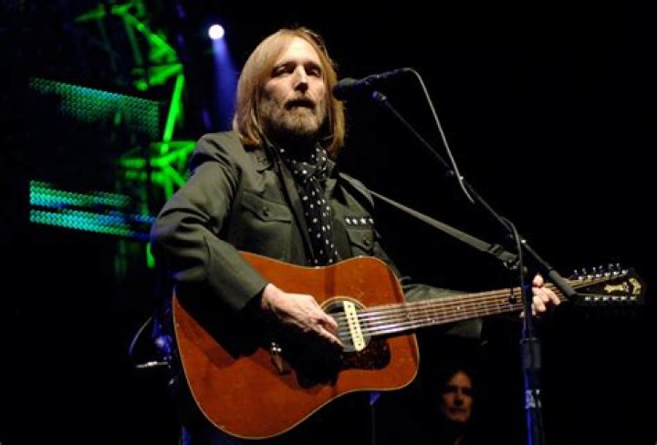 Tom Petty's Wife Dana York Petty (Bio, Wiki, Photos)