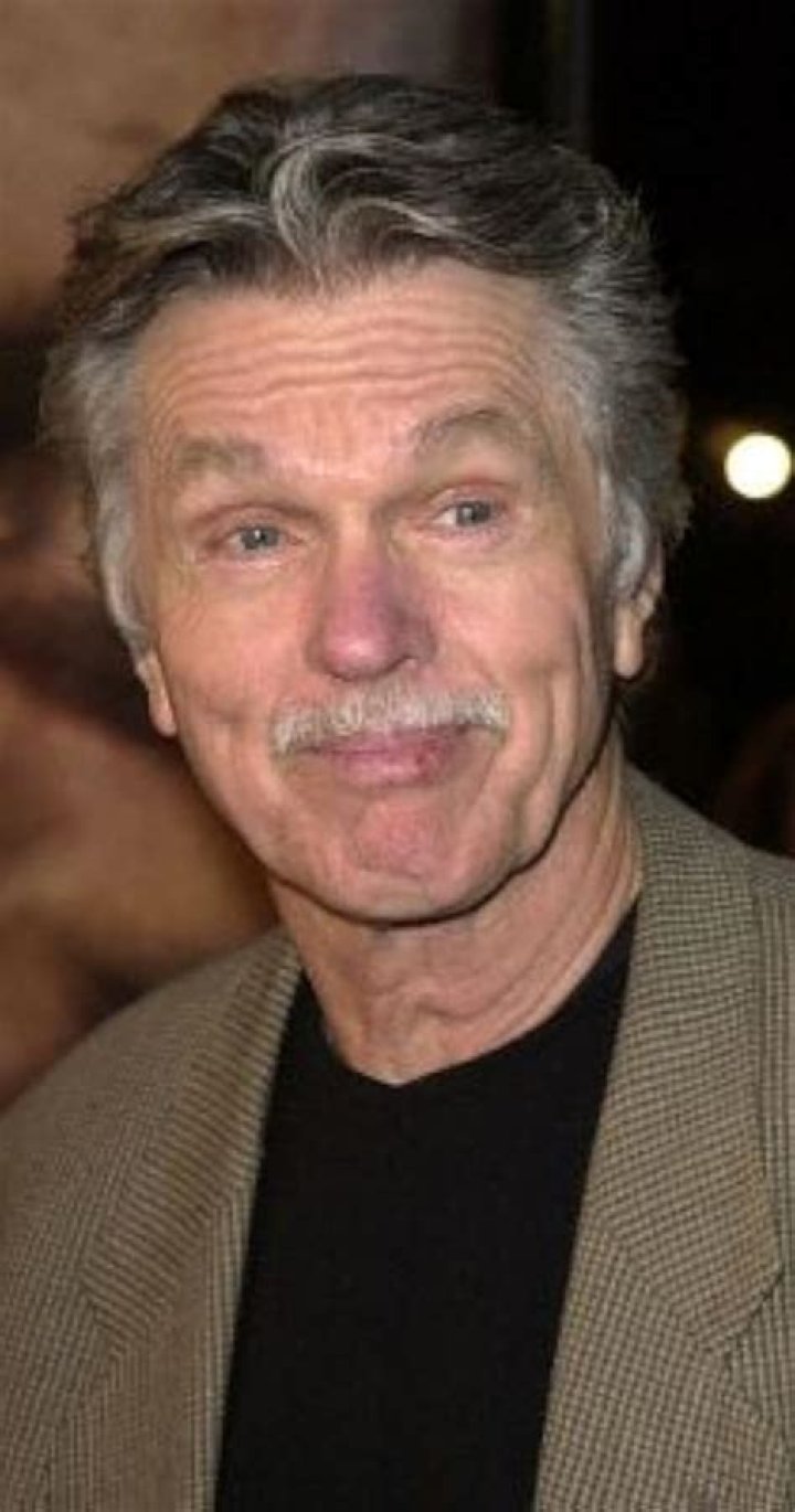 Tom Skerritt; Movies, Age, Net Worth, Wife, Children, Top Gun