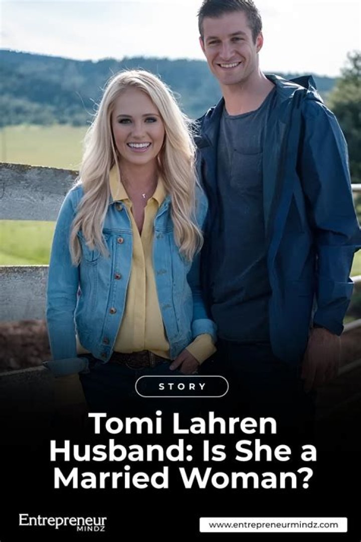 Tomi Lahren Husband Is Tomi Lahren Married? ABTC