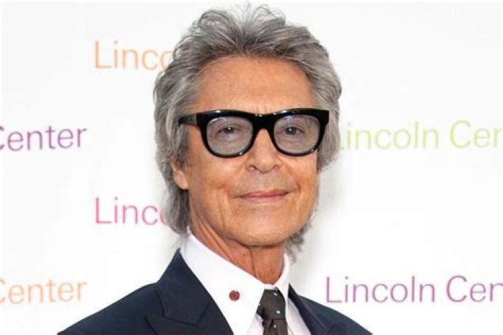 Tony Awards opt for muted Tommy Tune lifetime tribute