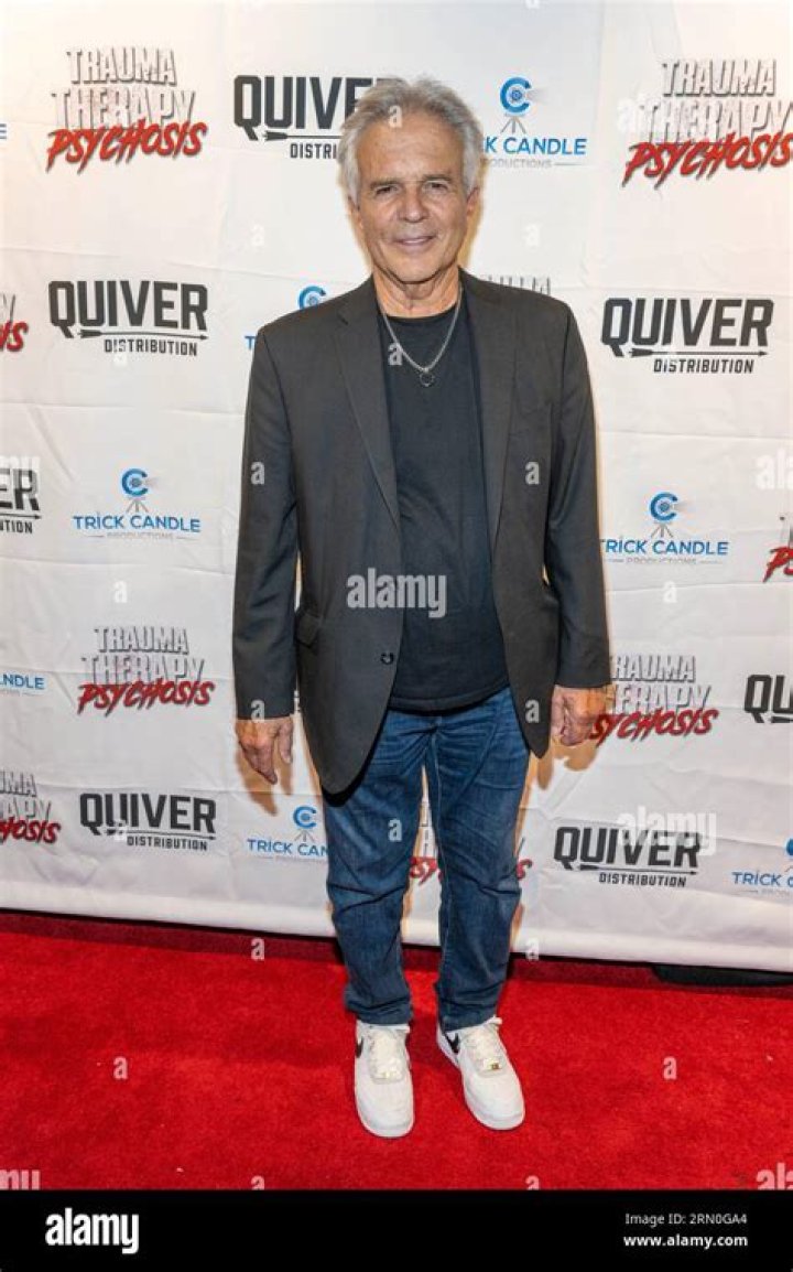 Tony Denison at the premiere screening of TNT's FALLING SKIES &copy;2011