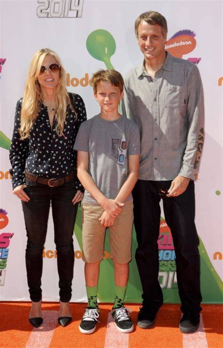 Tony Hawk Family Wife, Kids, Siblings, Parents BHW
