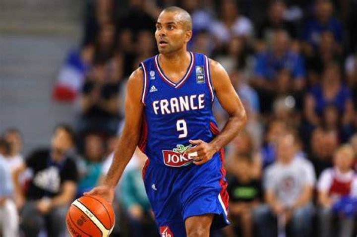 Tony Parker responds to French presidential candidate's controversial