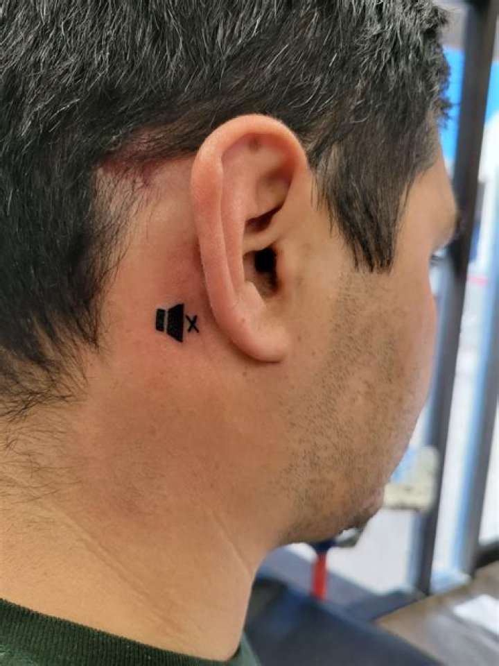 Top more than 82 behind ear cross tattoo esthdonghoadian