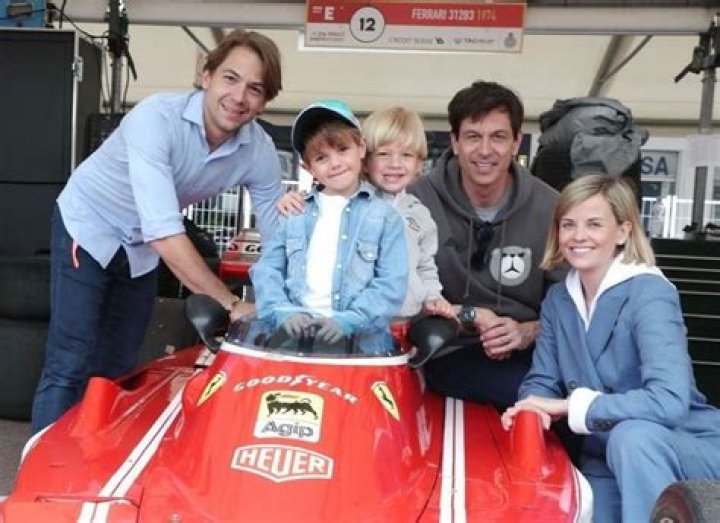 Toto Wolff Family picnugget