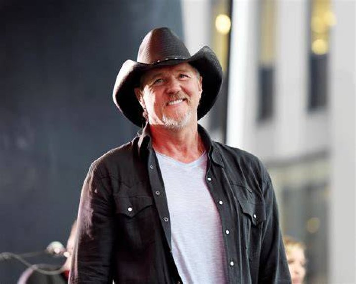 Trace Adkins' Music Career How He Overcame Illness and Continues to Thrive