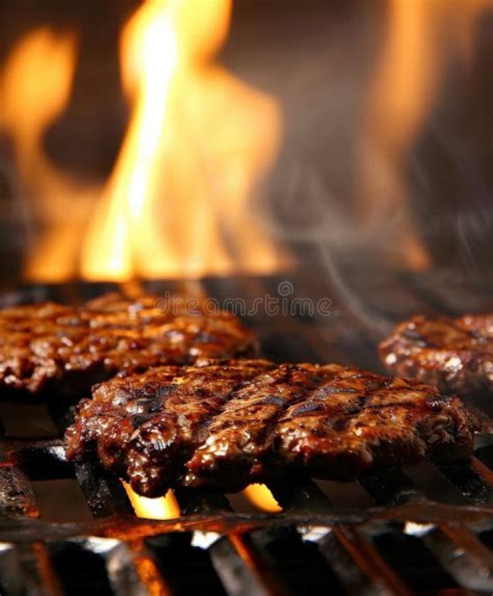 TransGriot Barbecuing Flame Monroe's Ignorant Radio Interview