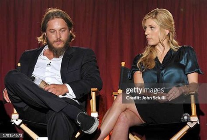 Travis Fimmel And Katheryn Winnick Relationship 3200x1080 Wallpaper