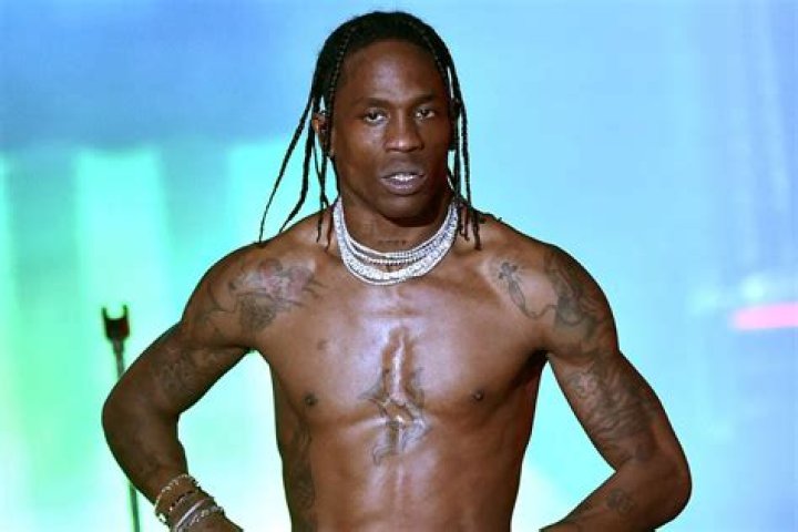 Travis Scott Thinks He Broke His Knee in Nasty Fall Onstage