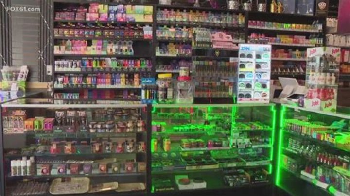 TRIPPY’S SMOKE SHOP Open for Business 26 Photos 8209 Shelbyville