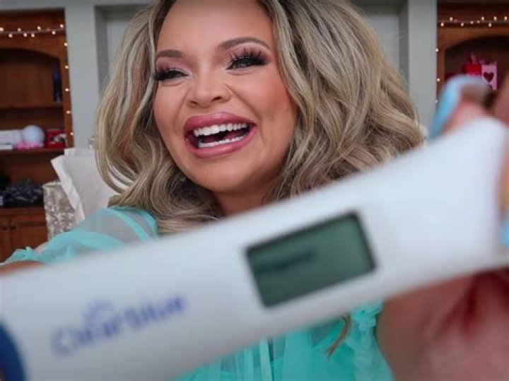 Trisha Paytas ordercruzreader
