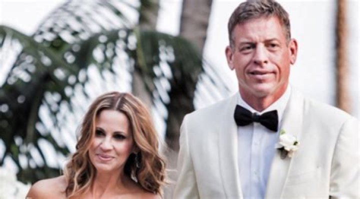 Troy Aikman gets married to Capa Mooty in California Sports Illustrated