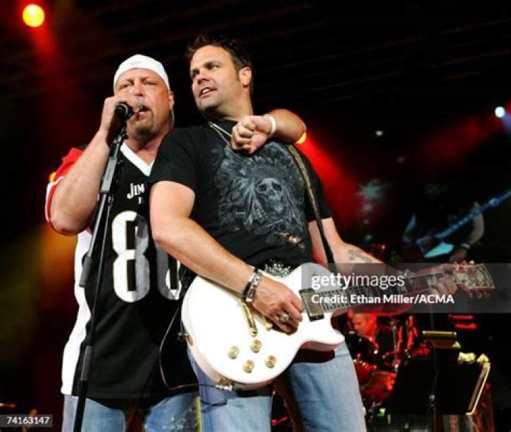 Troy Gentry's Bio Death, Wife, Son, Family, Net Worth, Daughter, Died