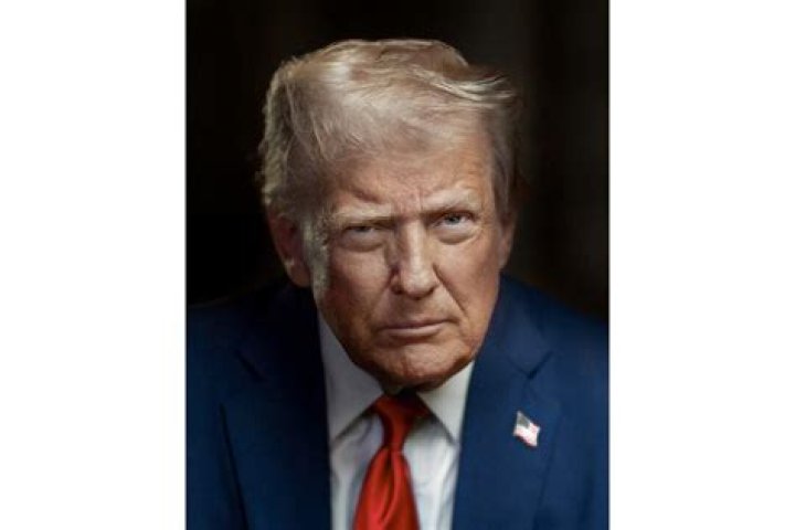 Trump bought a 6foottall portrait of himself with charity money. We