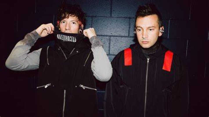 Twenty One Pilots Share Video Footage Of Tyler Joseph's Nasty Fall