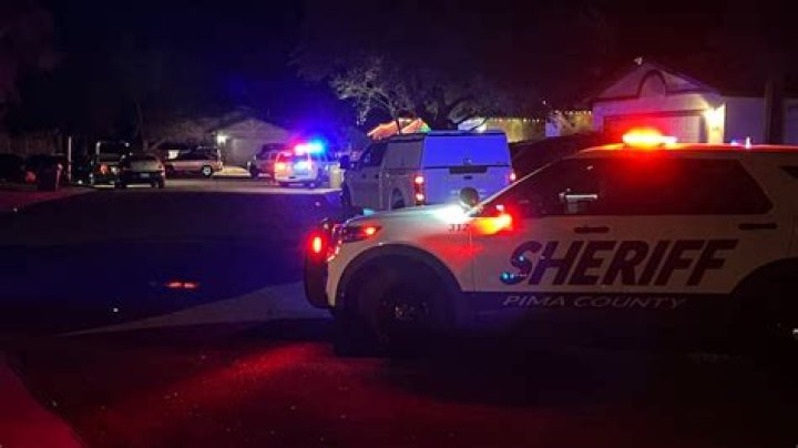 Two Pima County deputies, suspect injured in shooting near Shannon, Overton