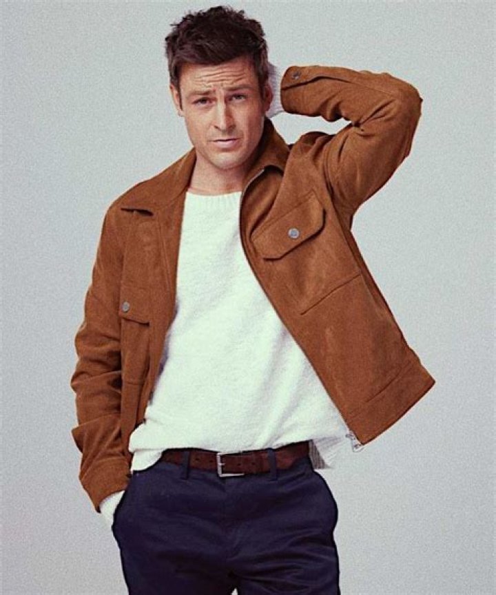 Tyler Hynes Biography, Age, Height, Girlfriend mrDustBin