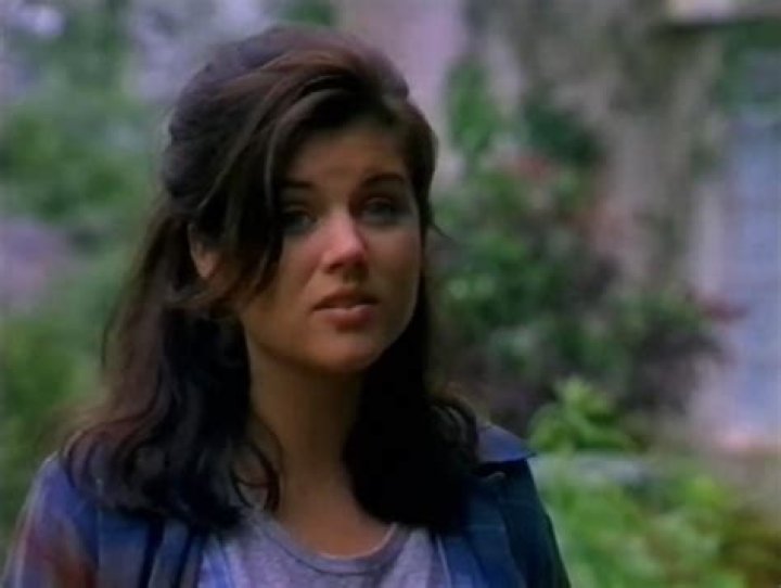 Uncover The Secrets Behind Tiffani Thiessen's Enduring Marriage And Hollywood Success