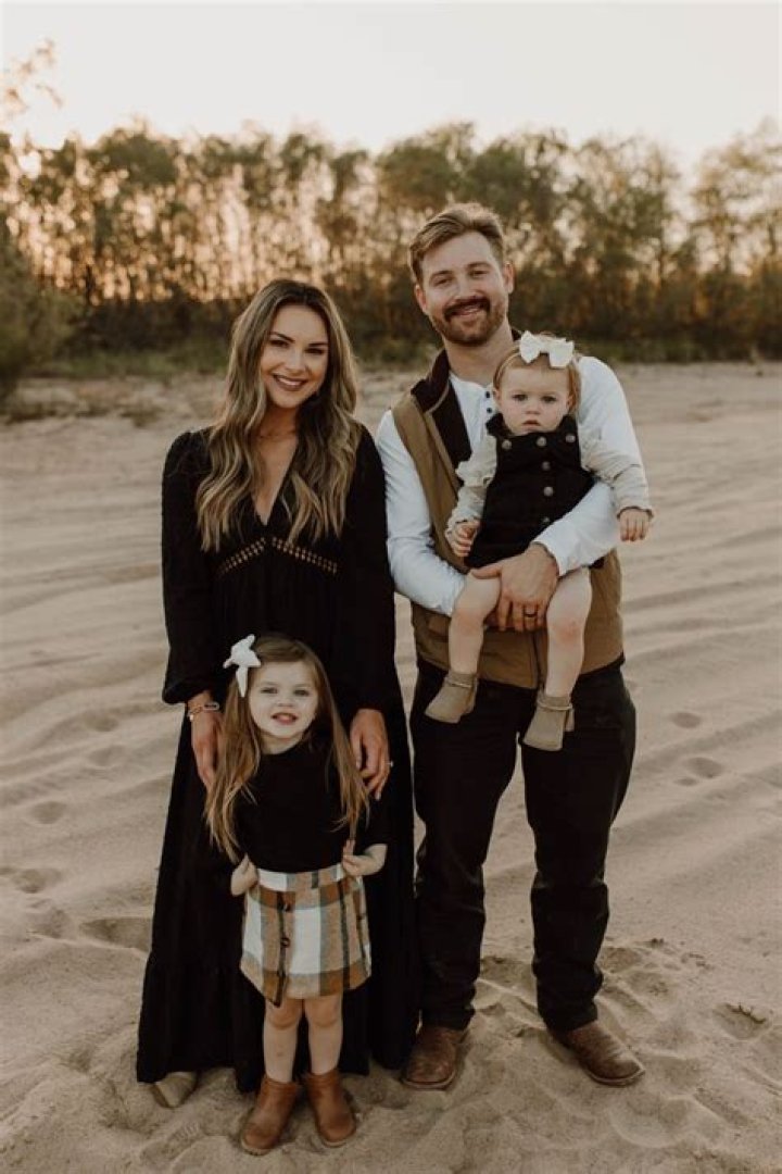 Uncover The Secrets Of Black Outfits Family Photoshoots