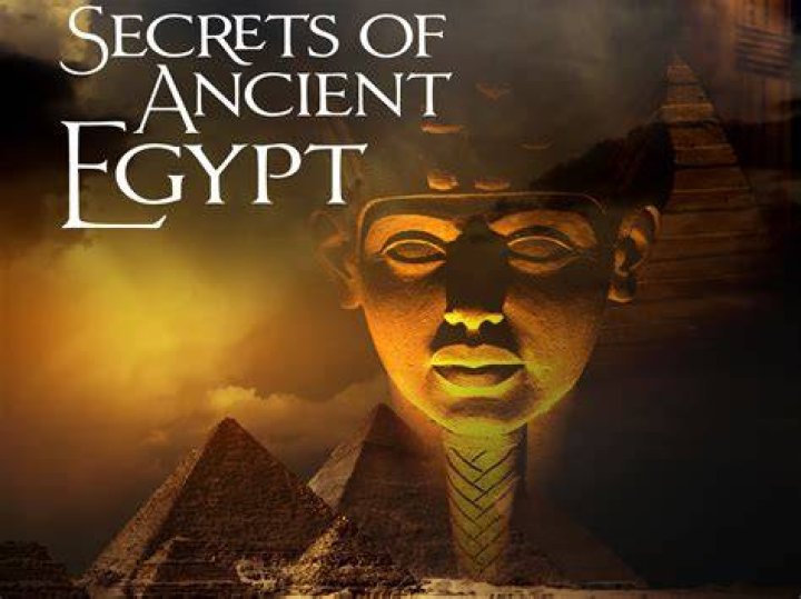 Uncover The Secrets To Her Digital Empire
