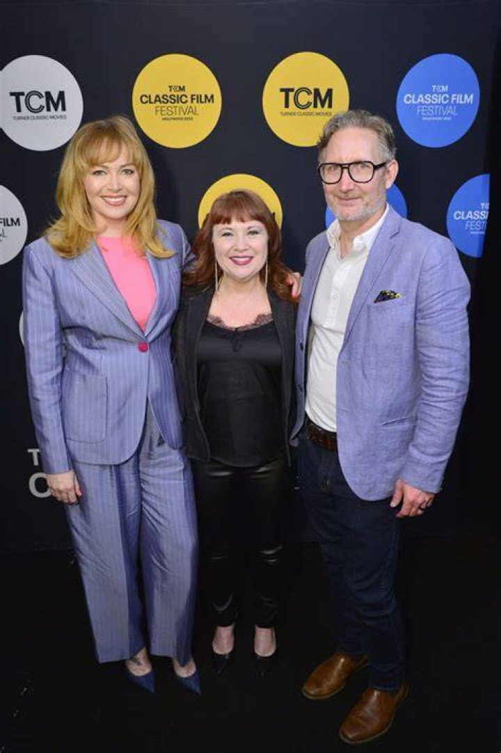 Unveiling Aileen Quinn's Net Worth, Wiki, Age, And Weight: A Comprehensive Guide
