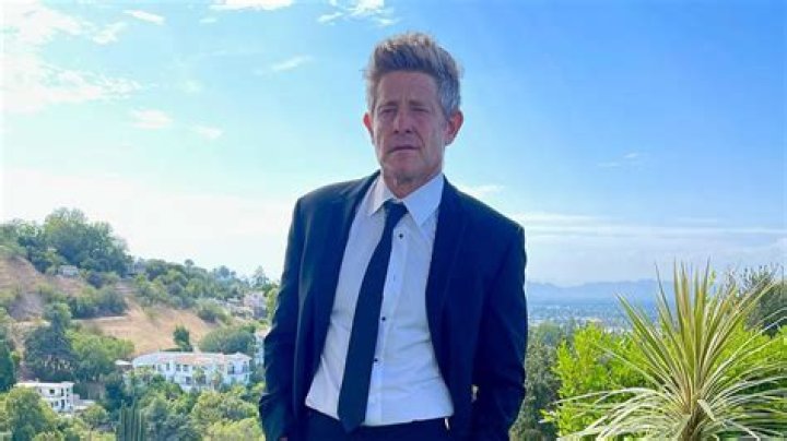 Unveiling Jason Nash's Romantic Past: Uncovering His Ex-Girlfriends