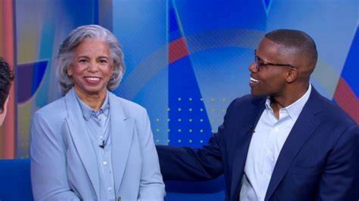 Unveiling Secrets: Darien Sutton's Wife Revealed